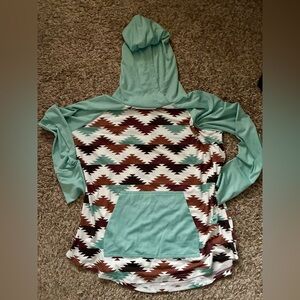 NWOT Lularoe Amber Hoodie, XL